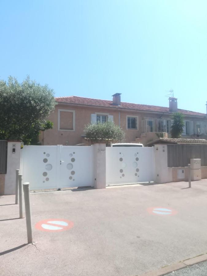 Sur Le Quai De Port Frejus Διαμέρισμα Εξωτερικό φωτογραφία
