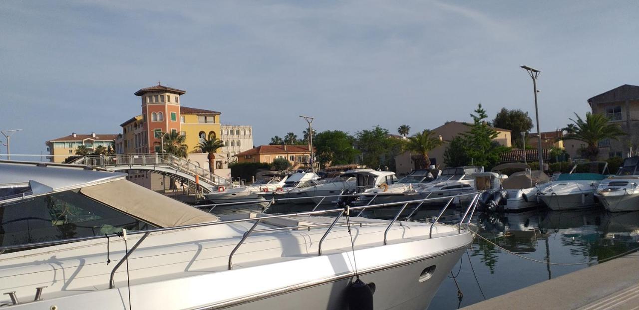 Sur Le Quai De Port Frejus Διαμέρισμα Εξωτερικό φωτογραφία